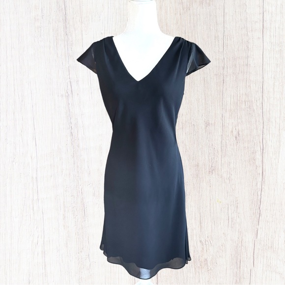 Donna Morgan- V-Neck Black Dress- Women’s size 6- NWT‎ - Picture 1 of 8